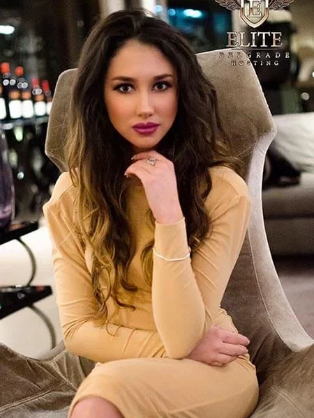 ALEKSANDRA, 23